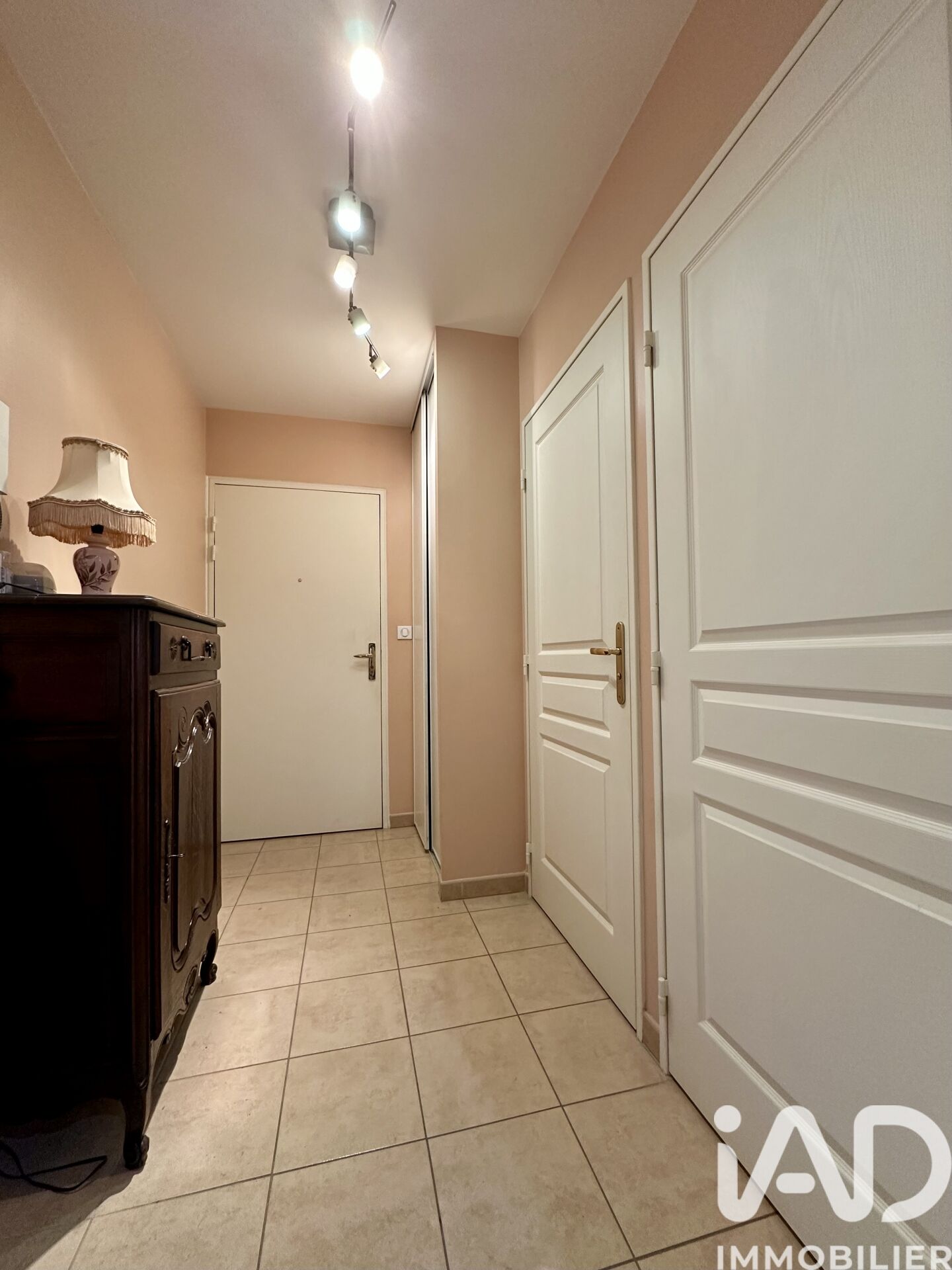 Vente Appartement 3 pièces - Photo 2