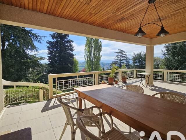 Vente Maison/villa 6 pièces — photo du bien