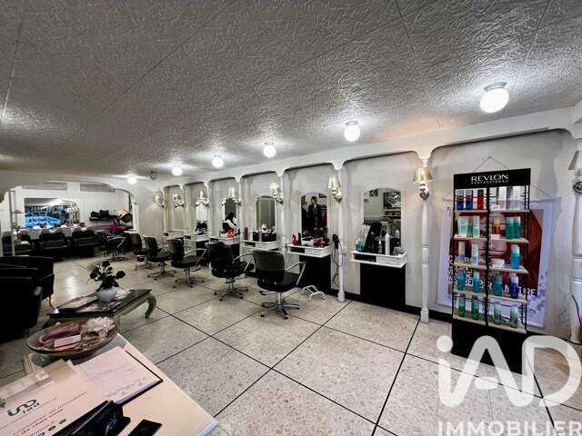Vente Esthétique, Coiffure 75 m&sup2; — photo du bien