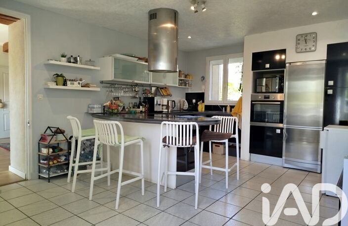 Vente Maison traditionnelle 7 pièces — photo 4