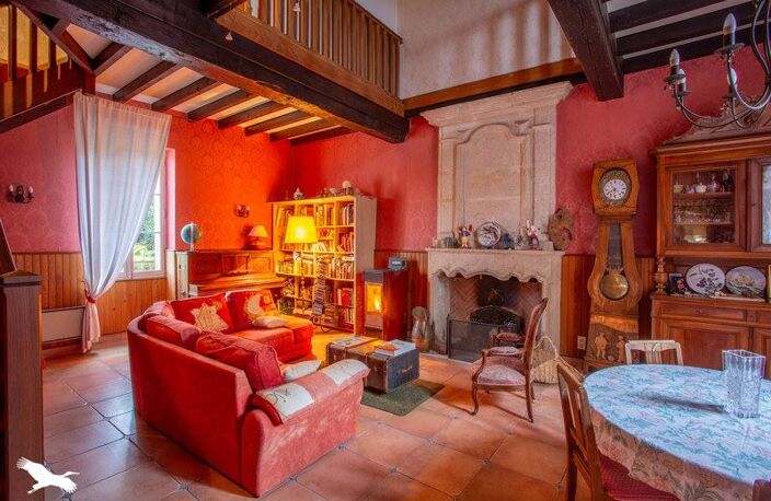 Maison en pierre de 8 pièces principales — photo 4