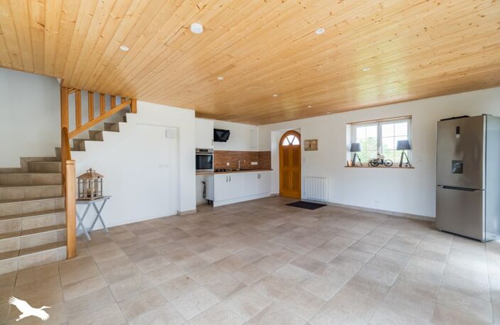 Maison en pierre de 3 pièces principales — photo 3