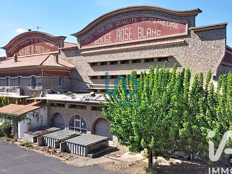 Vente Boutique/Local commercial 1 600 m&sup2; — photo 1