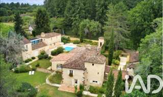 Maison 10 Pièces 305 m² à vendre à Mazeyrolles (24550)