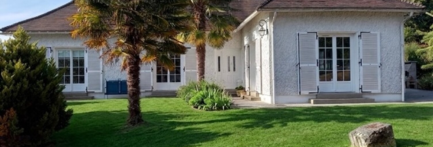 Maison 5 Pièces 136 m² à vendre à Civray (86400)