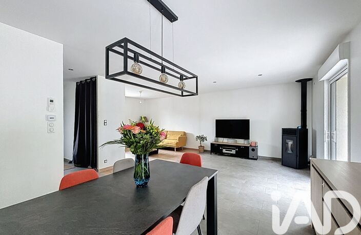 Vente Maison/villa 5 pièces — photo 2