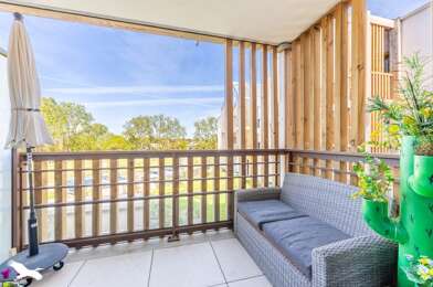 Appartement 3 pièces 329868 €