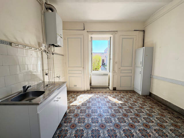 Roanne, proche gare, Appartement de Type 2 à vendre — photo du bien