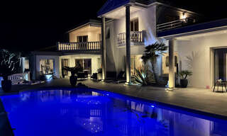 Maison 7 Pièces 267 m² à vendre à Vaux-sur-Mer (17640)