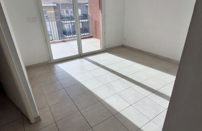 APPARTEMENT T2, TOULON ECO QUARTIER — photo 2
