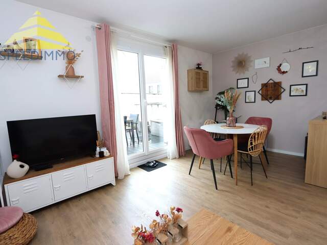 2 pièces avec terrasse et jardin privée — photo du bien