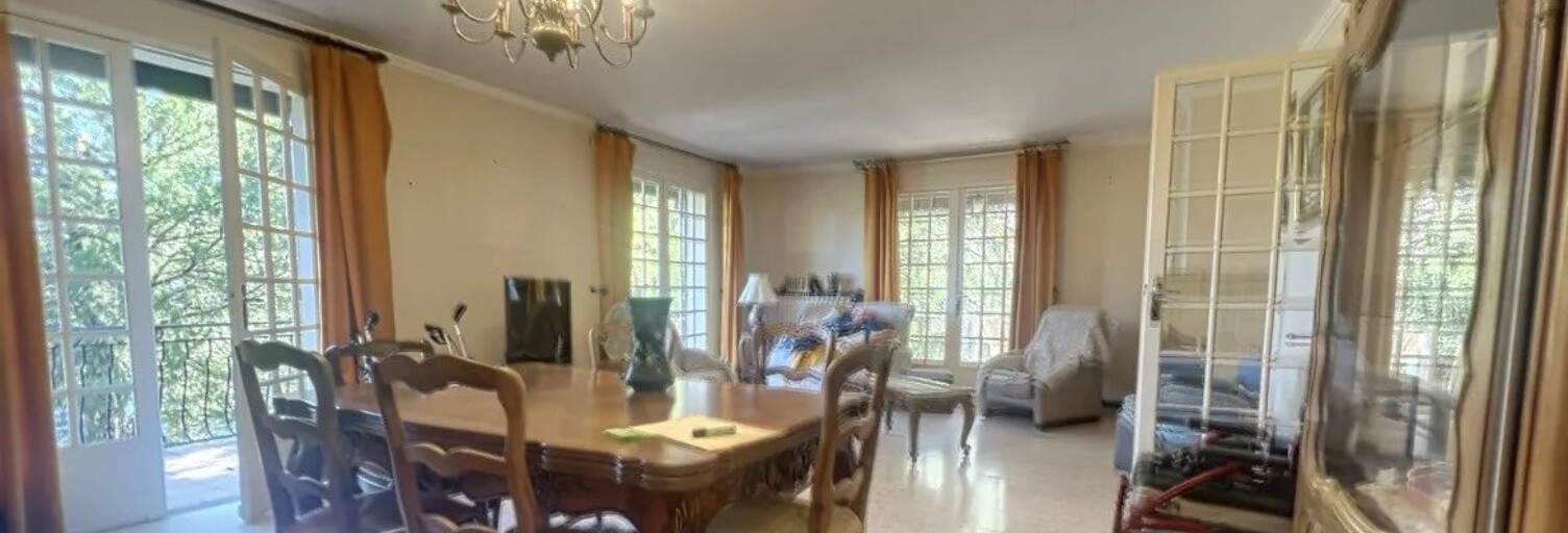 Maison 6 Pièces  m² à vendre à Nîmes (30900)