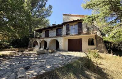 Nîmes, secteur bas du quartier de la Cigale, villa avec vue de 216m2, 5 chs sur parcelle 1000m2 — photo du bien