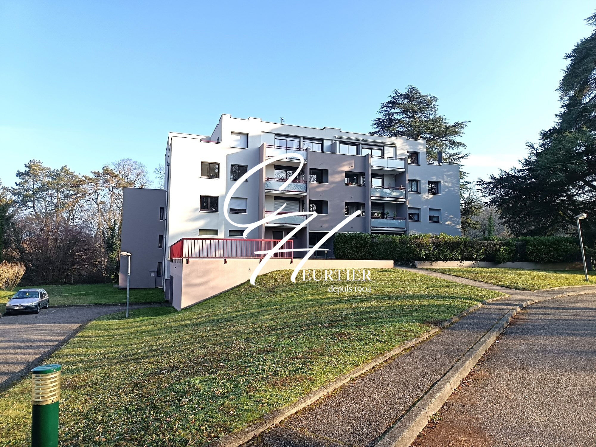 Appartement  T4 à louer Rives 38140