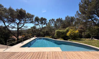 Maison 5 Pièces 230 m² à vendre à Nîmes (30900)