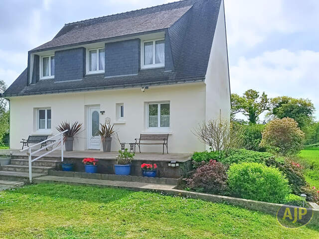Maison Pleucadeuc 4 chambres- 136m² habitables — photo du bien