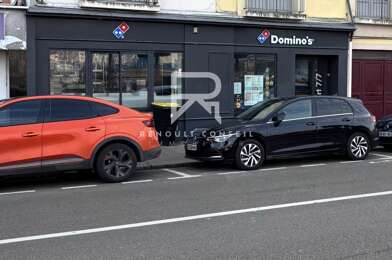 Commerce  234000 €