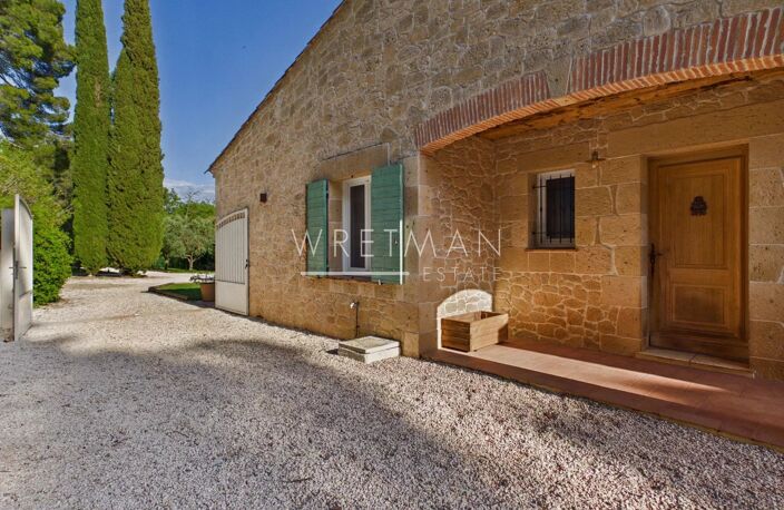 Maison en pierre en parement à quelques pas de -  La Motte — photo 2