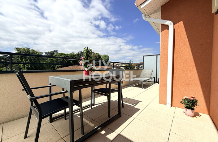 RARE :  Studio de 29m² avec terrasse, garage, place privative — photo 2