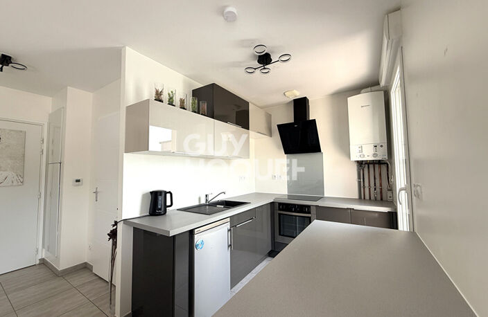 RARE :  Studio de 29m² avec terrasse, garage, place privative — photo 5