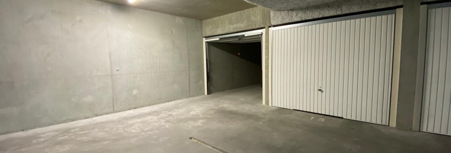 Garage   m² à louer à Chambéry (73000)