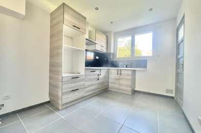 Appartement 3 pièces 760 €
