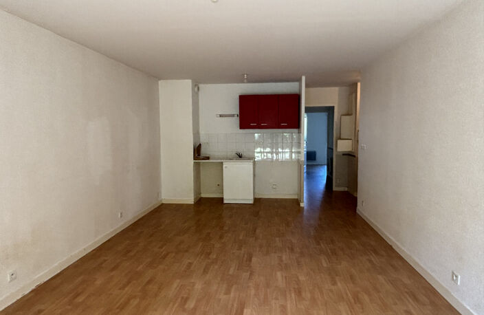 T3 70 m2 RDC avec jardin + terrasse + parking   Résidence ré — photo 4