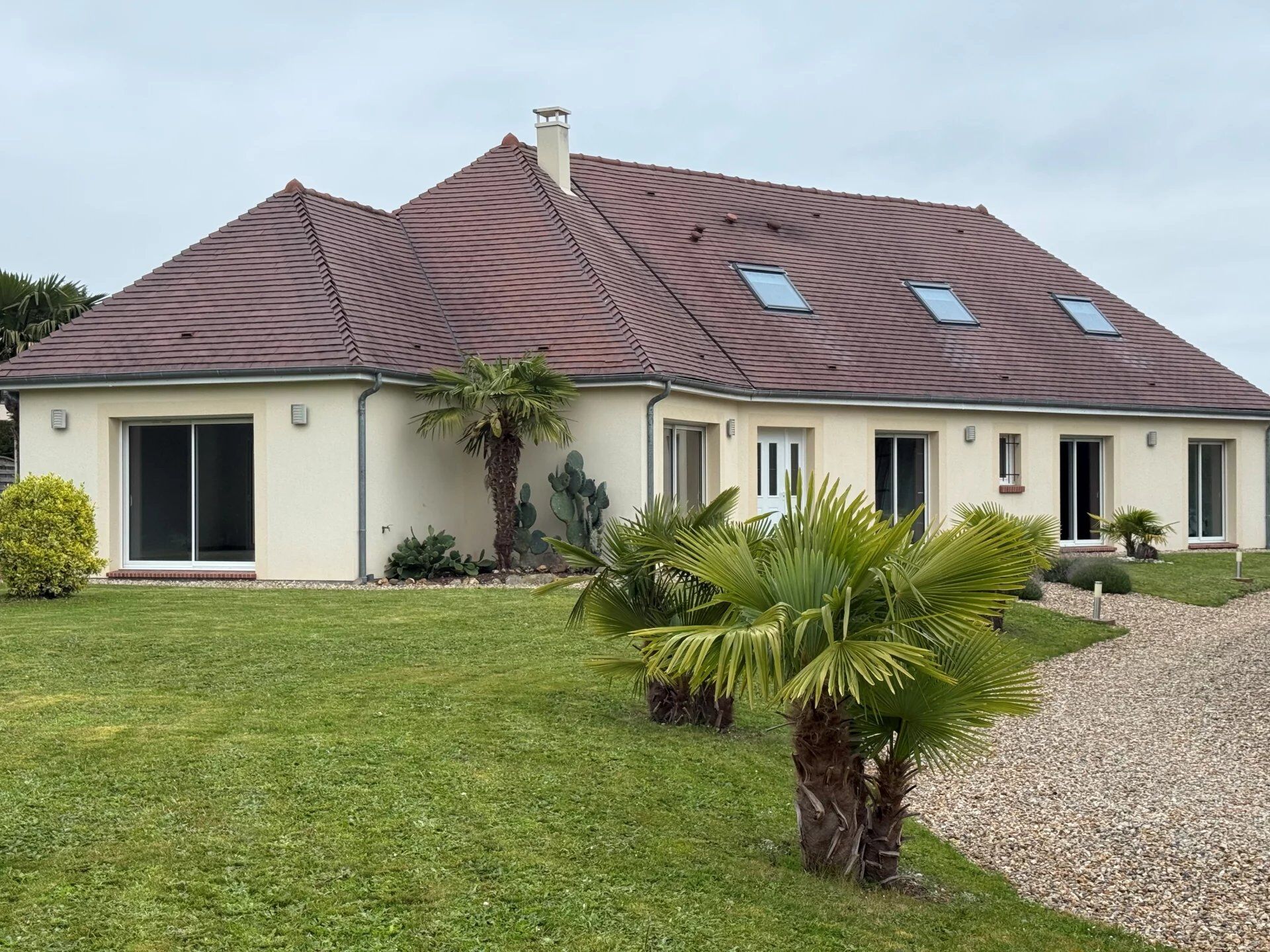 Maison 10 pièces 242 m² · à Marcilly-sur-Eure · 242 m² · 473 000 €