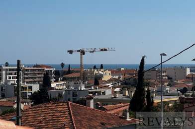 Appartement 4 pièces 240000 €