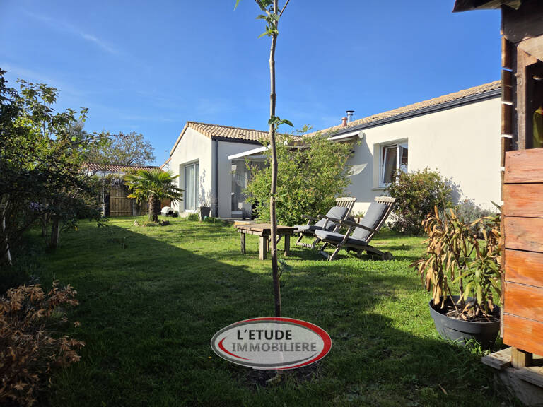 STE PAZANNE BOURG : Plain pied 134 m2, 4 chambres, annexes s — photo 1