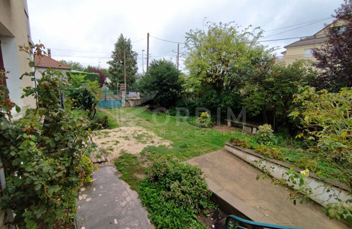 AUXERRE - 3 BIS RUE DU MOULIN DU PRESIDENT - PAVILLON DE 110M² SUR SOUS SOL TOTAL - TERRAIN  587M² — photo 2