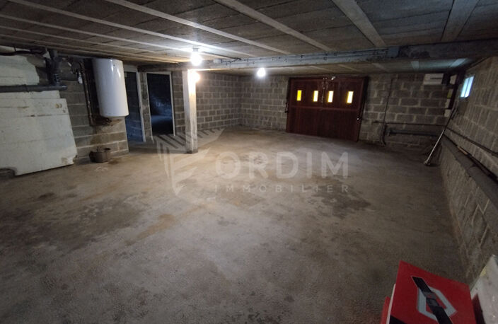 AUXERRE - 3 BIS RUE DU MOULIN DU PRESIDENT - PAVILLON DE 110M² SUR SOUS SOL TOTAL - TERRAIN  587M² — photo 3