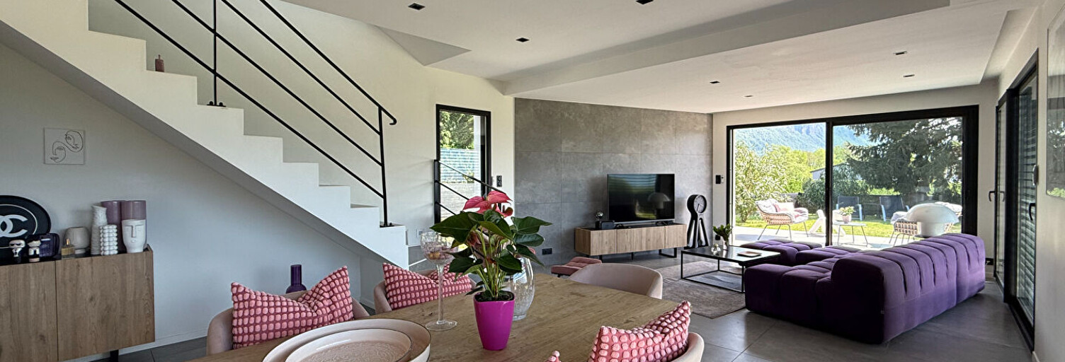 Maison 5 Pièces 125 m² à vendre à Drumettaz-Clarafond (73420)