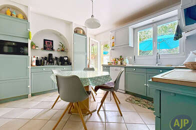 Maison 6 pièces 375800 €