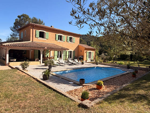 À La Celle  Le charme provençal au coeur d'un écrin de verdure — photo du bien