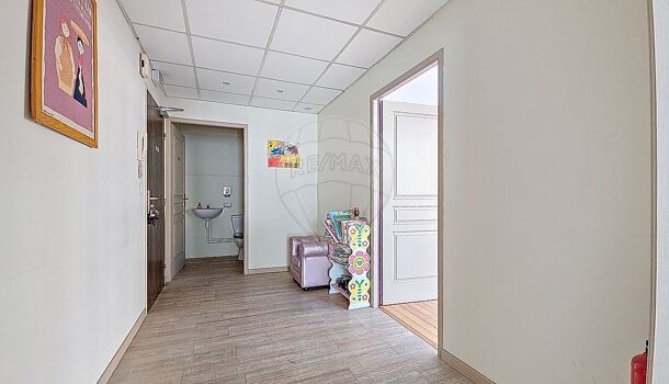 Bureau 2 pièces  à vendre Perpignan 66000