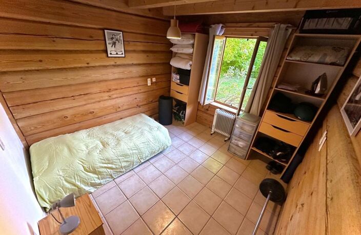 A 1O MINUTES DE PARTHENAY /CHALET EN BOIS/ 3 CHAMBRES / GARAGE — photo 5