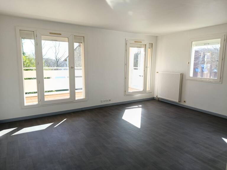 92 m² - 3 CHAMBRES - BALCON & GARAGE DOUBLE — photo 1