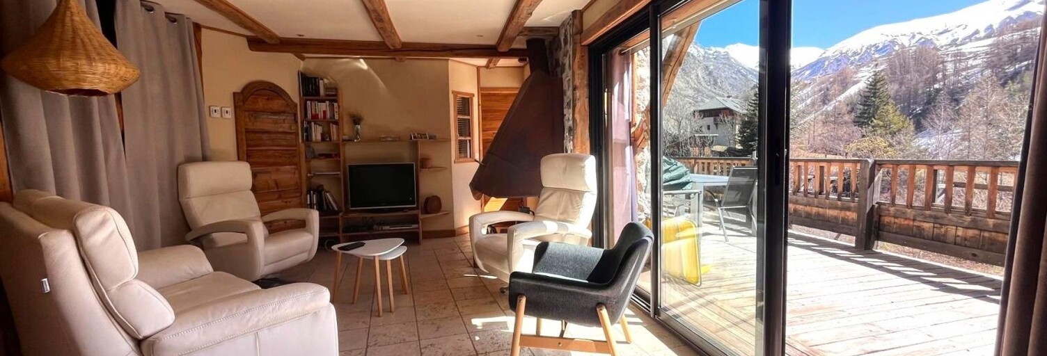 Maison 7 Pièces 143 m² à vendre à Crévoux (05200)