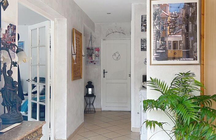 4 chambres / Pièce de vie de près de 50 m2 / sous-sol total ! — photo 4