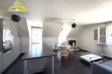 Appartement 3 pièces 1367 €