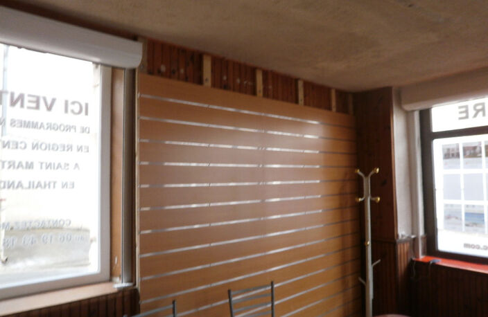MURS LIBRE BOUTIQUE+ APPT 3 PIECES + GRANDE  CAVE — photo 4