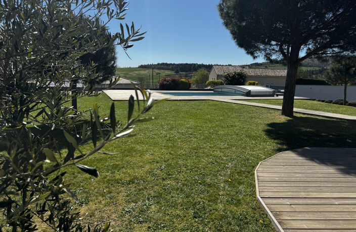 Villa d'exception 200m2 avec terrain de 2004m2 — photo 2