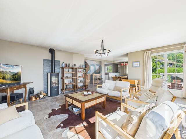 Vente Maison traditionnelle 6 pièces — photo du bien