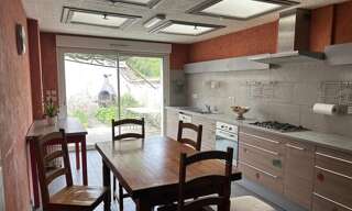 Maison 8 Pièces 203 m² à vendre à Saint-Jean-d'Angély (17400)