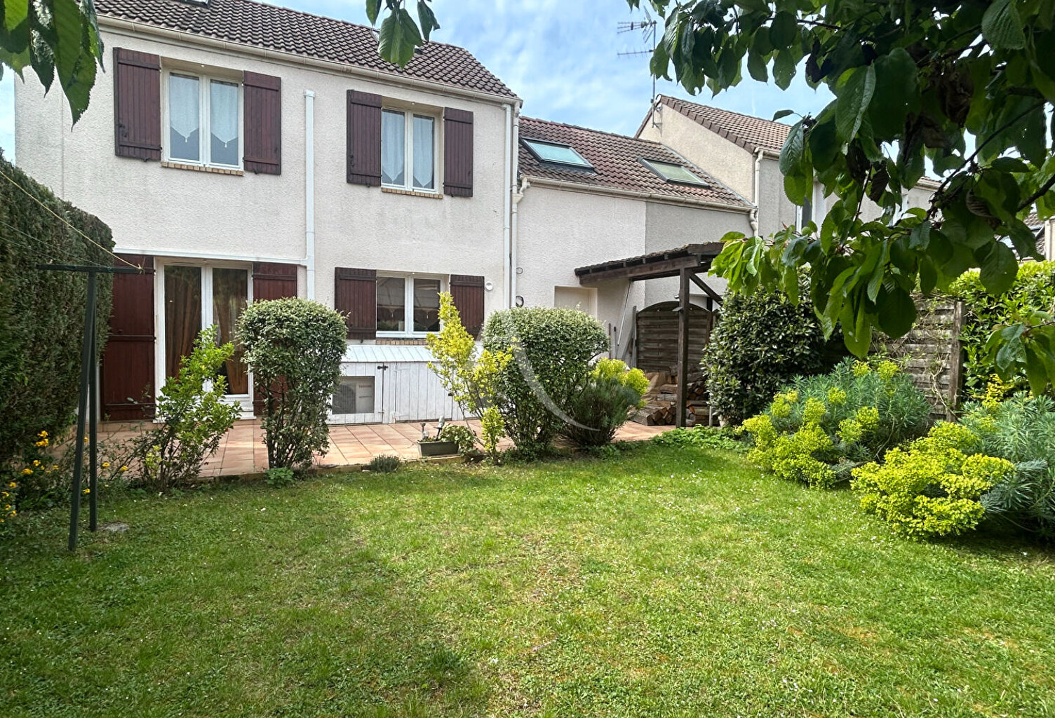Maison familiale à Courdimanche — photo 1