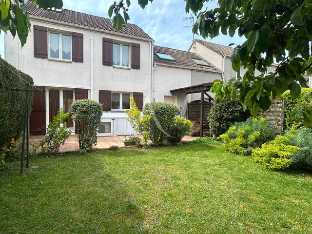 Maison familiale à Courdimanche — photo du bien