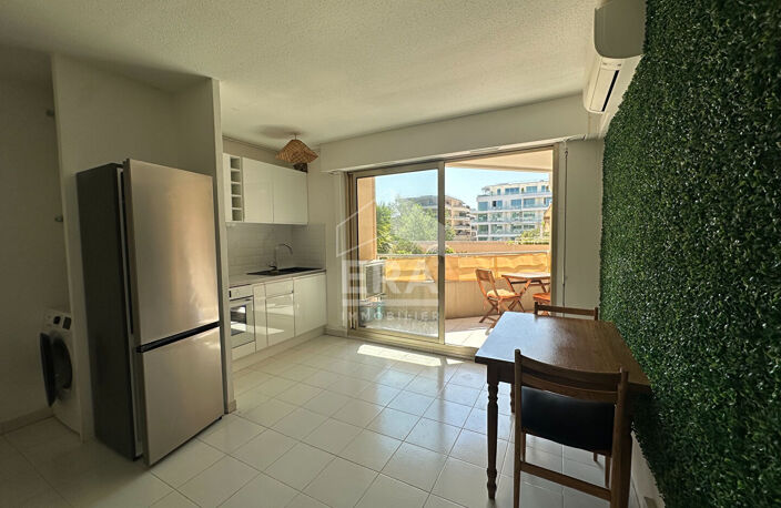 2 pièces avec terrasse plein sud au calme, à deux pas du centre de Cagnes-sur-Mer — photo 3