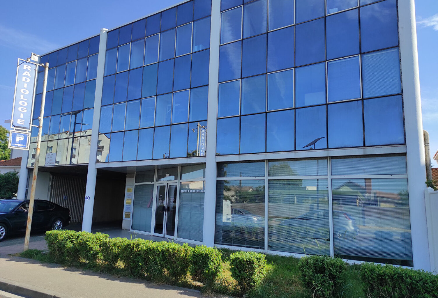 Immeuble de rapport / 07.56.88.28.68 — photo 1