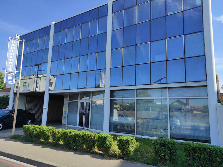 Immeuble de rapport / 07.56.88.28.68 — photo 1